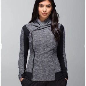 lululemon athletica Bhakti Women's Black and Gray Asymmetrical Zip Yoga Jacket